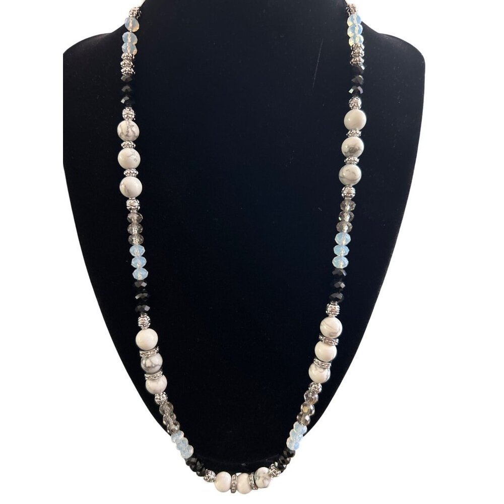 Beaded Necklace With Howlite Black & Opalescent Beads On Adjustable Silver Chain